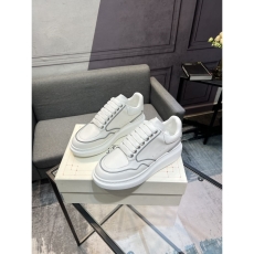 Alexander Mcqueen Low Shoes